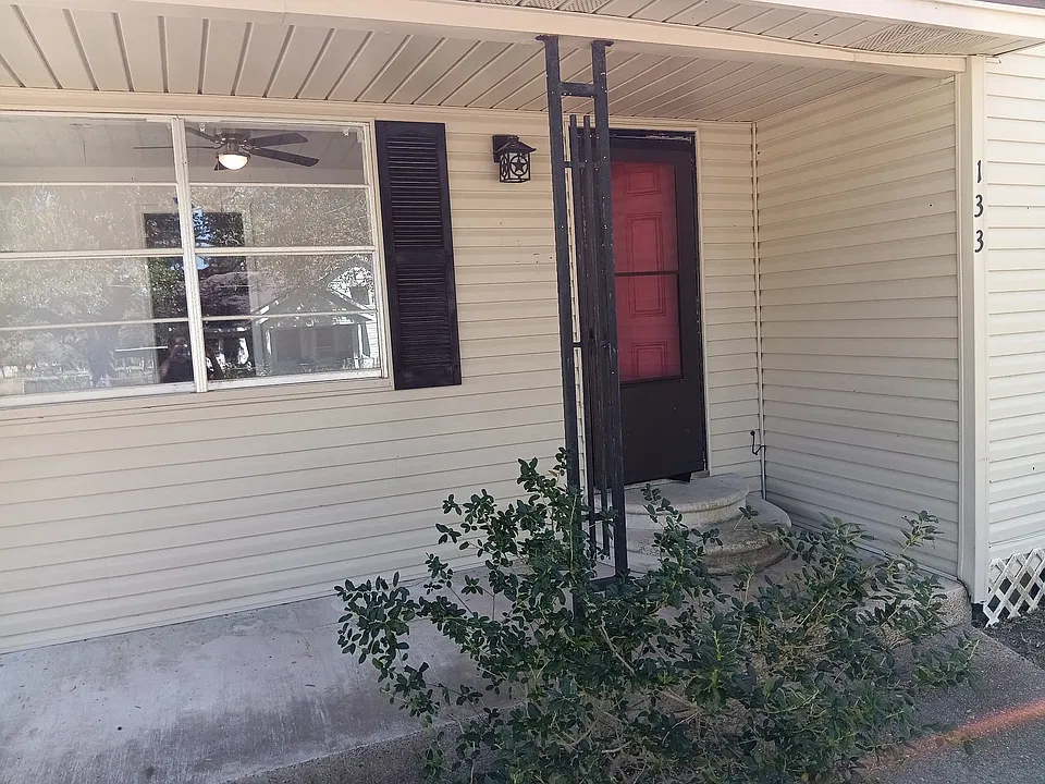 133 Washington East Ave