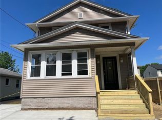 61 Fairfield Ave, Providence, RI 02909