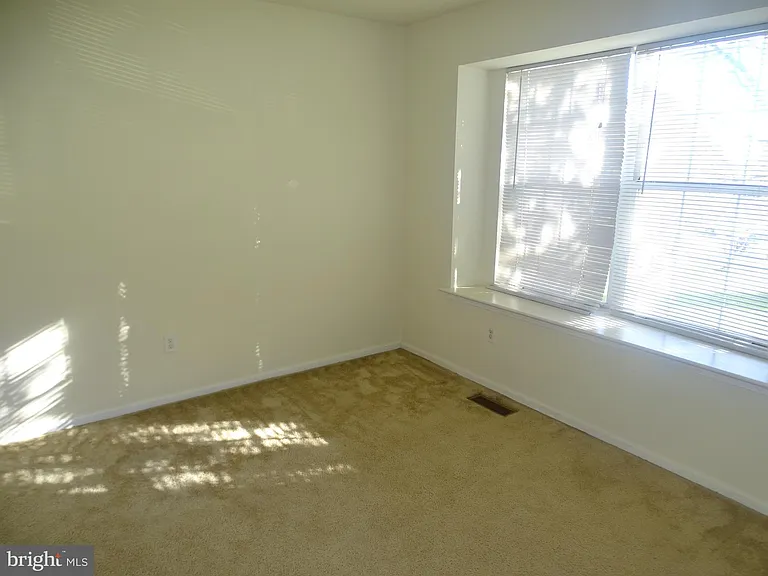 31 Plumly Way — Photo 6