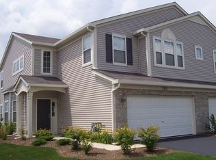 3201 Ronan Dr, Lake In The Hills, IL 60156