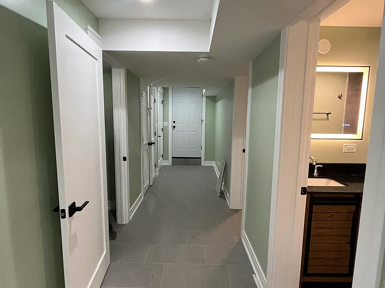 2651 W Maypole Ave — Photo 20
