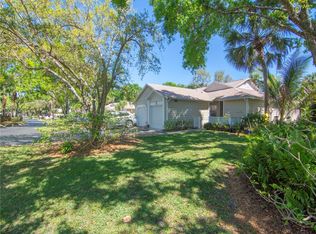 1916 Sixty Oaks Ln, Vero Beach, FL 32966