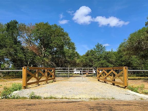 3rd image of 1474 County Road 105