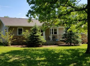 822 E 412th Rd, Bolivar, MO 65613
