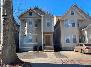209 N Park St, East Orange, NJ 07017