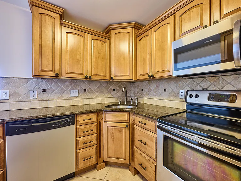 305 N Pompano Beach Blvd #1204 — Photo 7