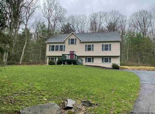 711 E Peenpack Trl, Sparrow Bush, NY 12780