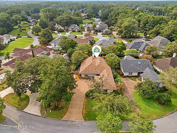 2nd image of 8237 SHADE TREE Court