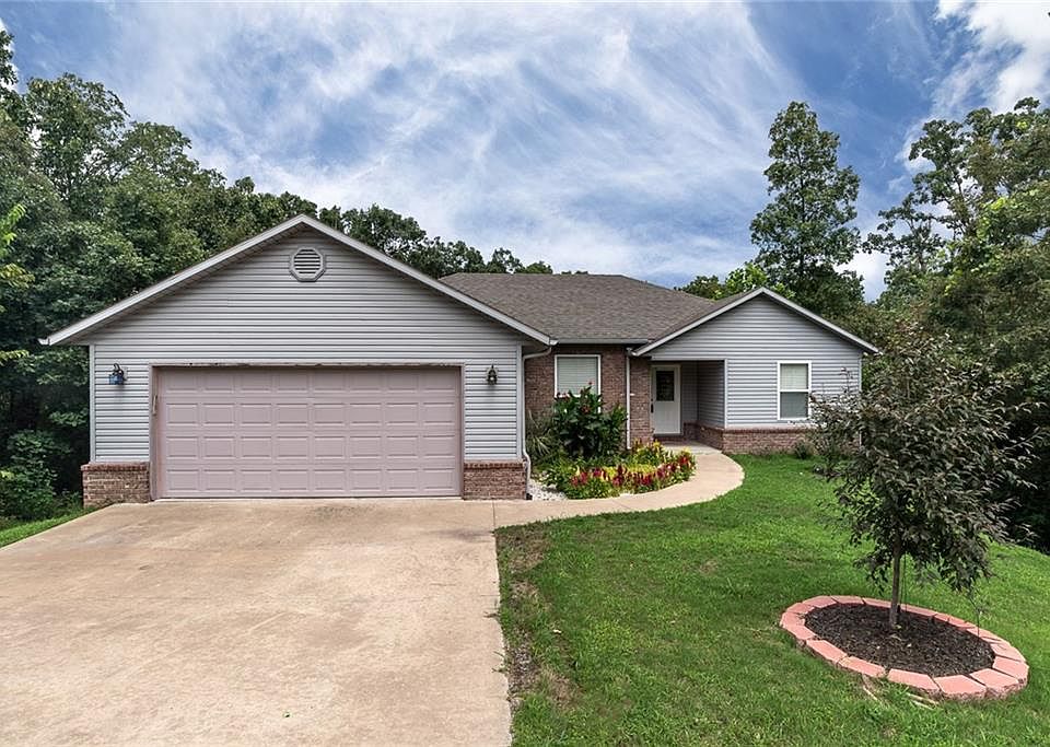 1st image of 5 Marisco Ln