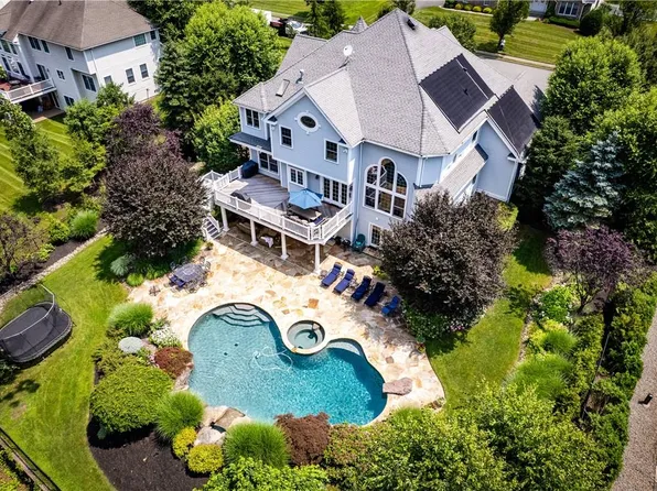 24 Waters Edge, Congers, NY 10920