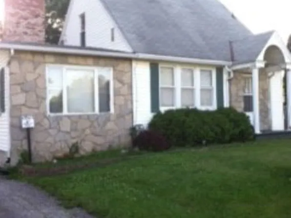 648 S Lexington Springmill Rd, Mansfield, OH 44906