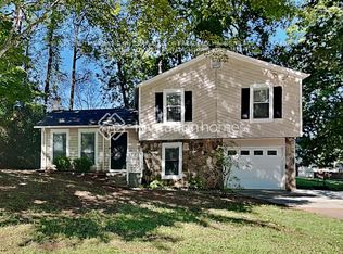 939 Bermuda Ct, Lawrenceville, GA 30044