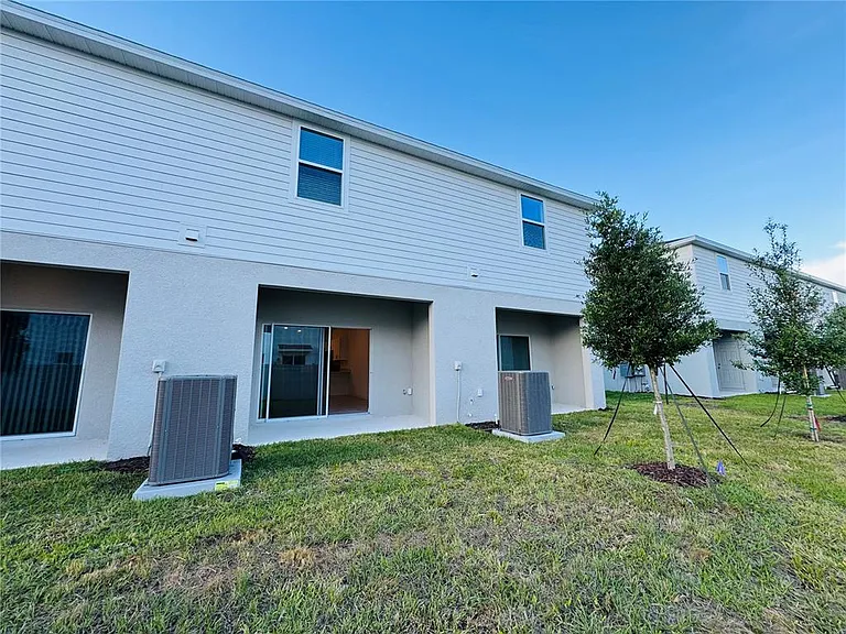 2923 Skyline Loop — Photo 14