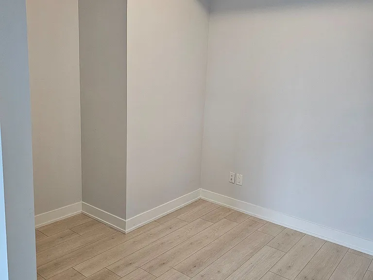 1709 Bur Oak Ave #201A — Photo 7