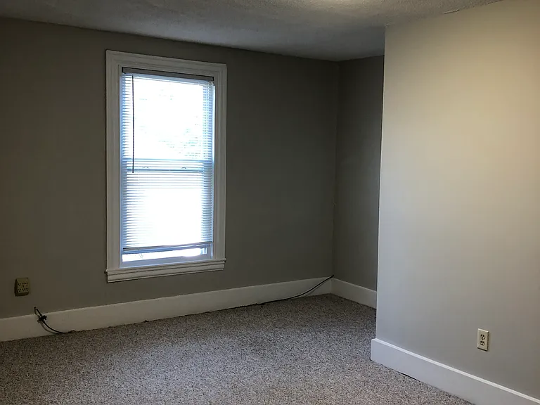 12 Grace St #A — Photo 5