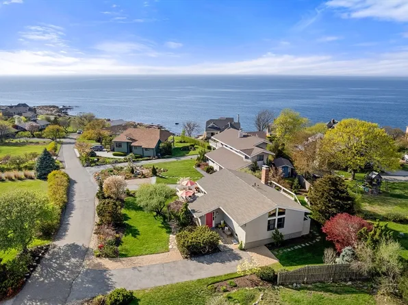 7 Ships Bell Rd, Gloucester, MA 01930