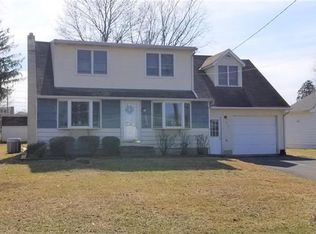 510 Old Mill Rd, Easton, PA 18040