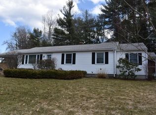 87 Logtown Rd, Amherst, MA 01002