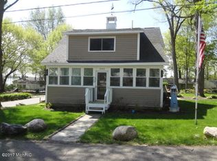22283 Woodland St, Cassopolis, MI