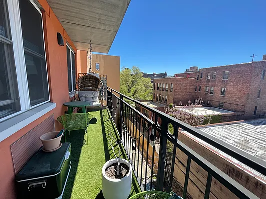 Rented by Keller Williams NYC | media 37