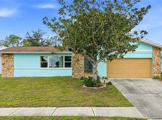 2089 Swan Ln, Safety Harbor, FL 34695