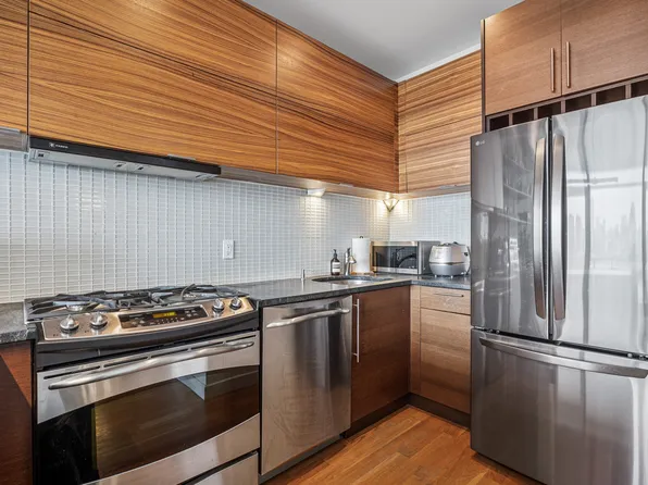 11-24 31st Avenue image 5 of 16