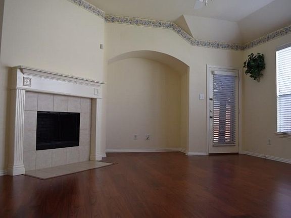 5th image of 2121 River Canyon Ln