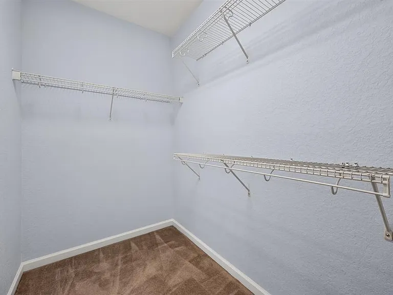 8352 Quimby Cir — Photo 14