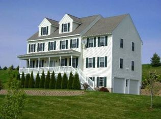 41 Valley View Farm Rd, Haverhill, MA 01835