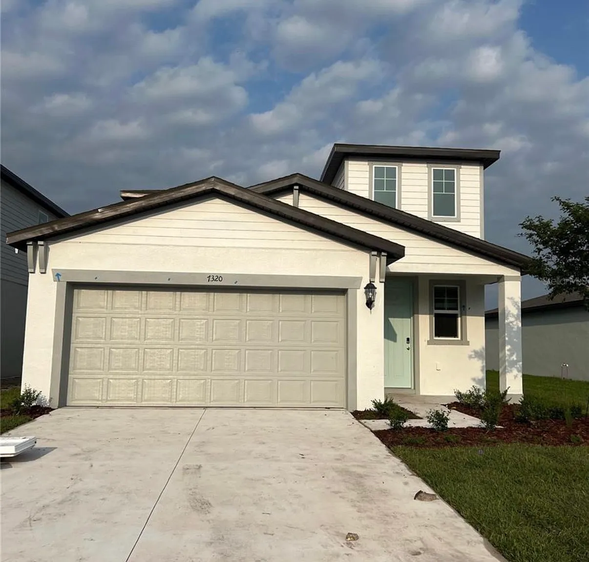 4 bed, 2168 sqft, $2,750 — Photo 1