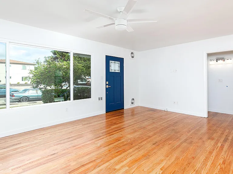 2027 Reed Ave — Photo 5