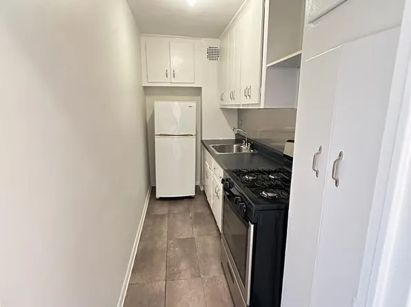 48-10 45th Street image 6 of 6