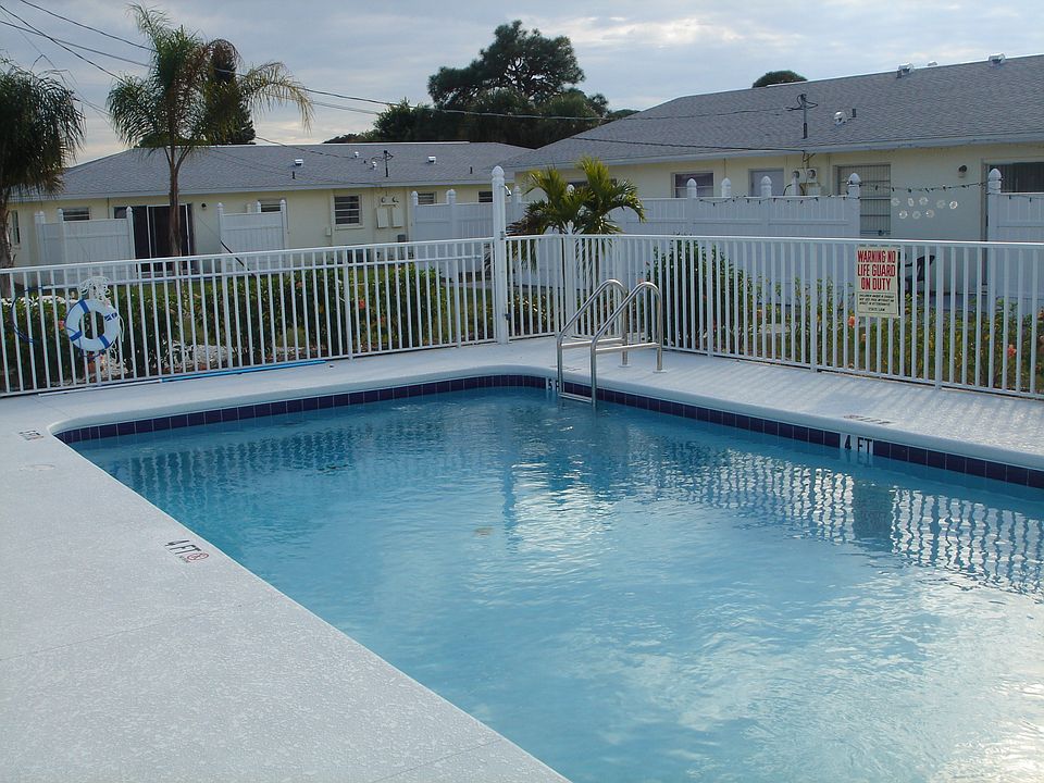 1st image of 3010 Holly Ave #Na