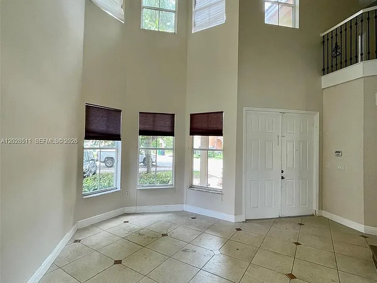 8230 SW 164th Ct — Photo 4