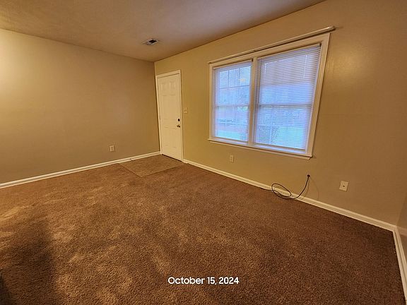 5th image of 56 Patricia Dr APT B