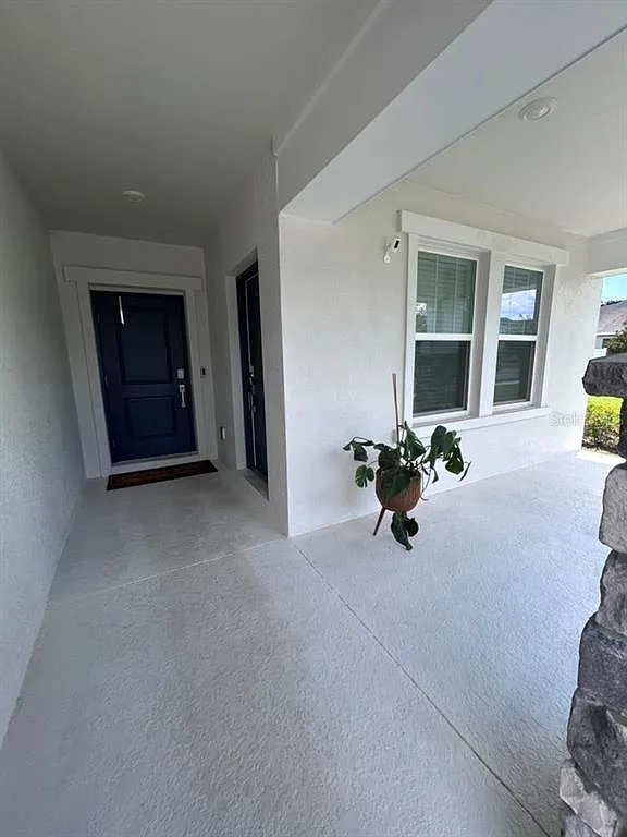 4 bed, 3.0 bath, 2099 sqft, $4,300 — Photo 4