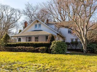 85 Soundview Rd, Huntington, NY 11743