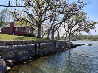 72 Lakeview Cir, Alma, KS 66401