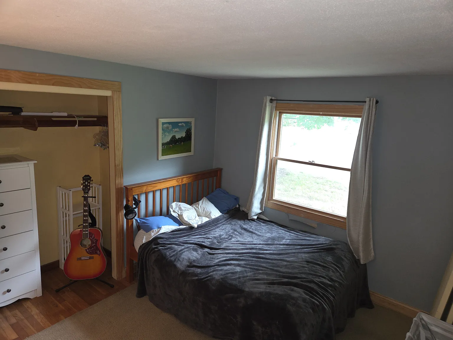 4 bed, 2.5 bath, 1900 sqft, $750 — Photo 1