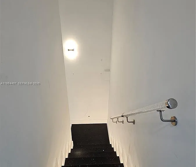 1861 NW North River Dr #11 — Photo 38