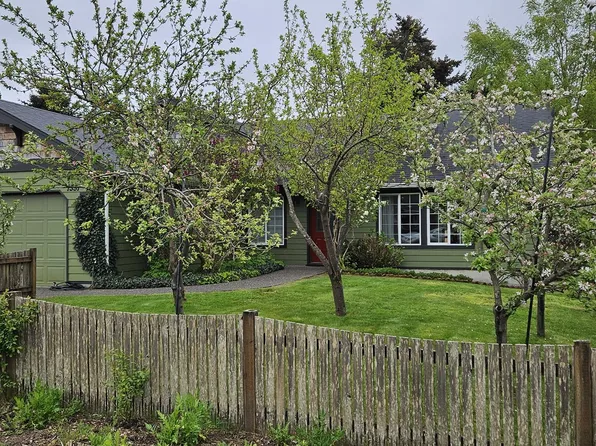 1331 Eastpine Ln, Gearhart, OR 97138