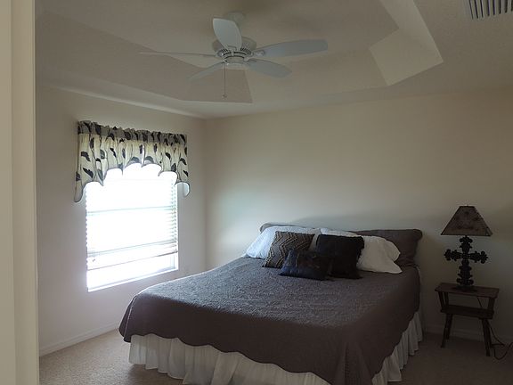 5th image of 916 Wren St
