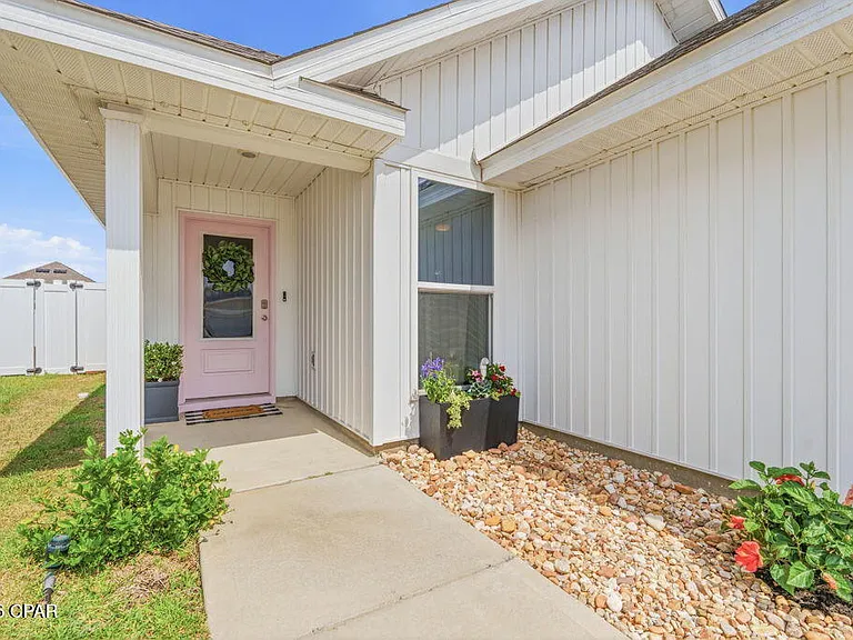 6587 Kettles St — Photo 23