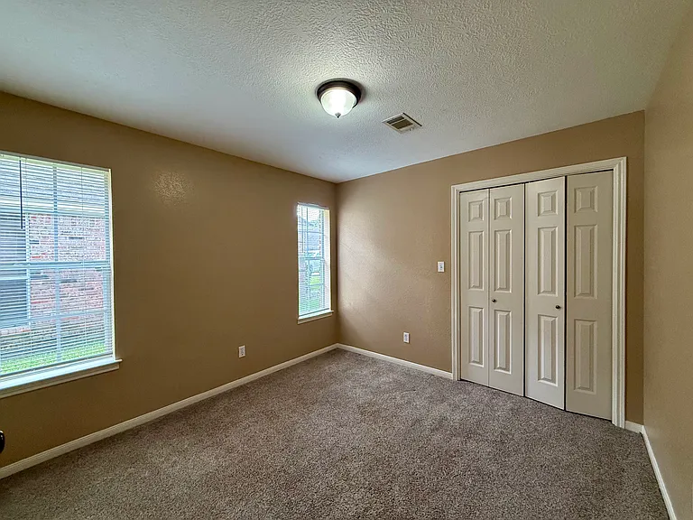2160 Wildflower Dr — Photo 17