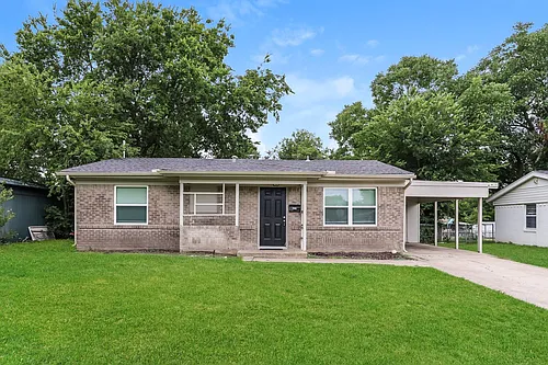 1238 Narcissus Ln Photo 1