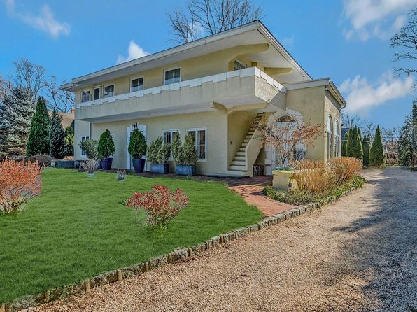 3 Bayview Ln