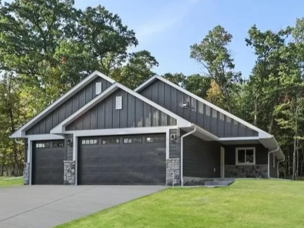331 Gateway Pkwy, Osceola, WI 54020