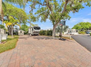 16329 Cherry Tree Ct, Clermont, FL 34714