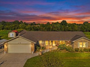 2970 Boyds Creek Hwy, Sevierville, TN 37876