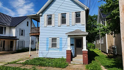 207 1/2 N 11th St Photo 1